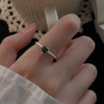 Twisted Rope Ring met zwarte hartje - Afbeelding 2